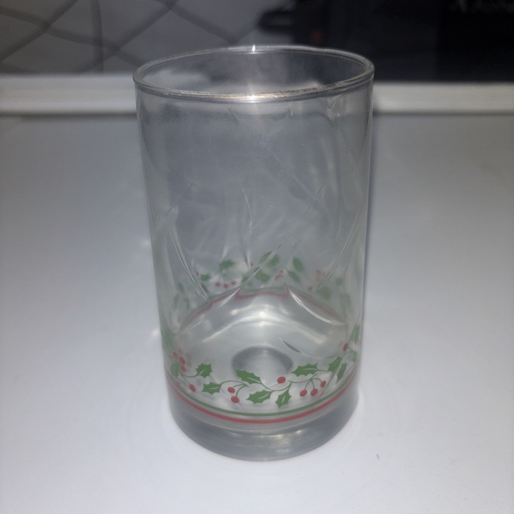 Vintage 1984 Arby's Christmas Collection Holly Berry Replacement Tumbler 287a6